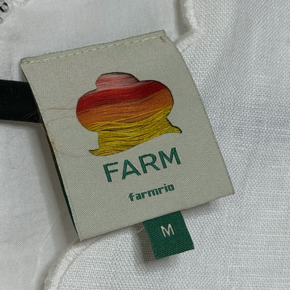 FARM Rio Roses Scallop Crop Top - Picture 5 of 6